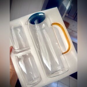 Glass Pitcher with Lid, 68 oz/2 Liter Water Pitcher with 2 Cups,
